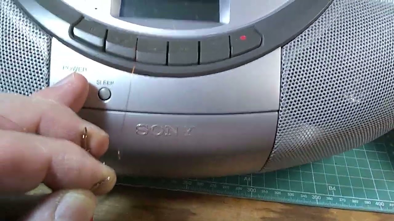Boombox Sony CFD S350 - No Audio Volume Repair. Step by Step Troubleshooting.