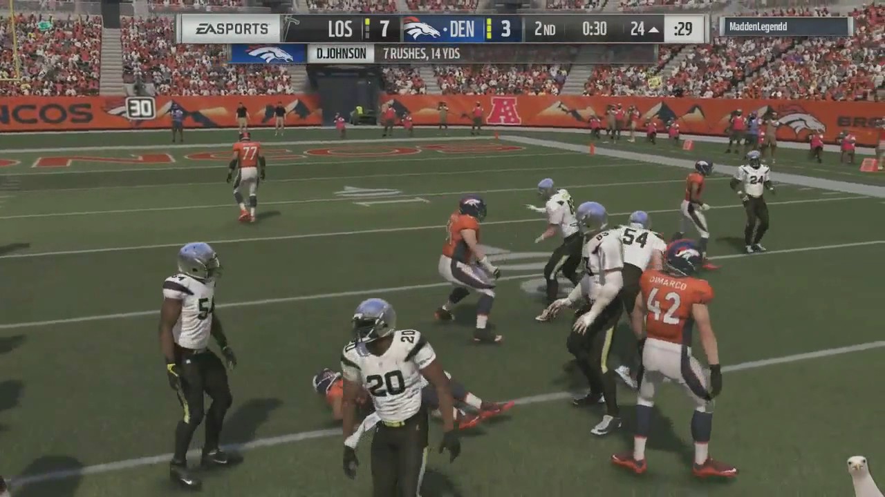 Madden 17 Ultimate Team-Signature Adrian Peterson Is Just RUNNING FOLKS OVER!Madden 17 Ultimate Team