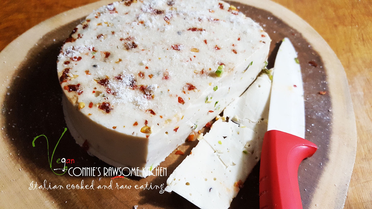 SPICY SMOKEY VEGAN PEPPER JACK CHEESE  | Connie's RAWsome kitchen
