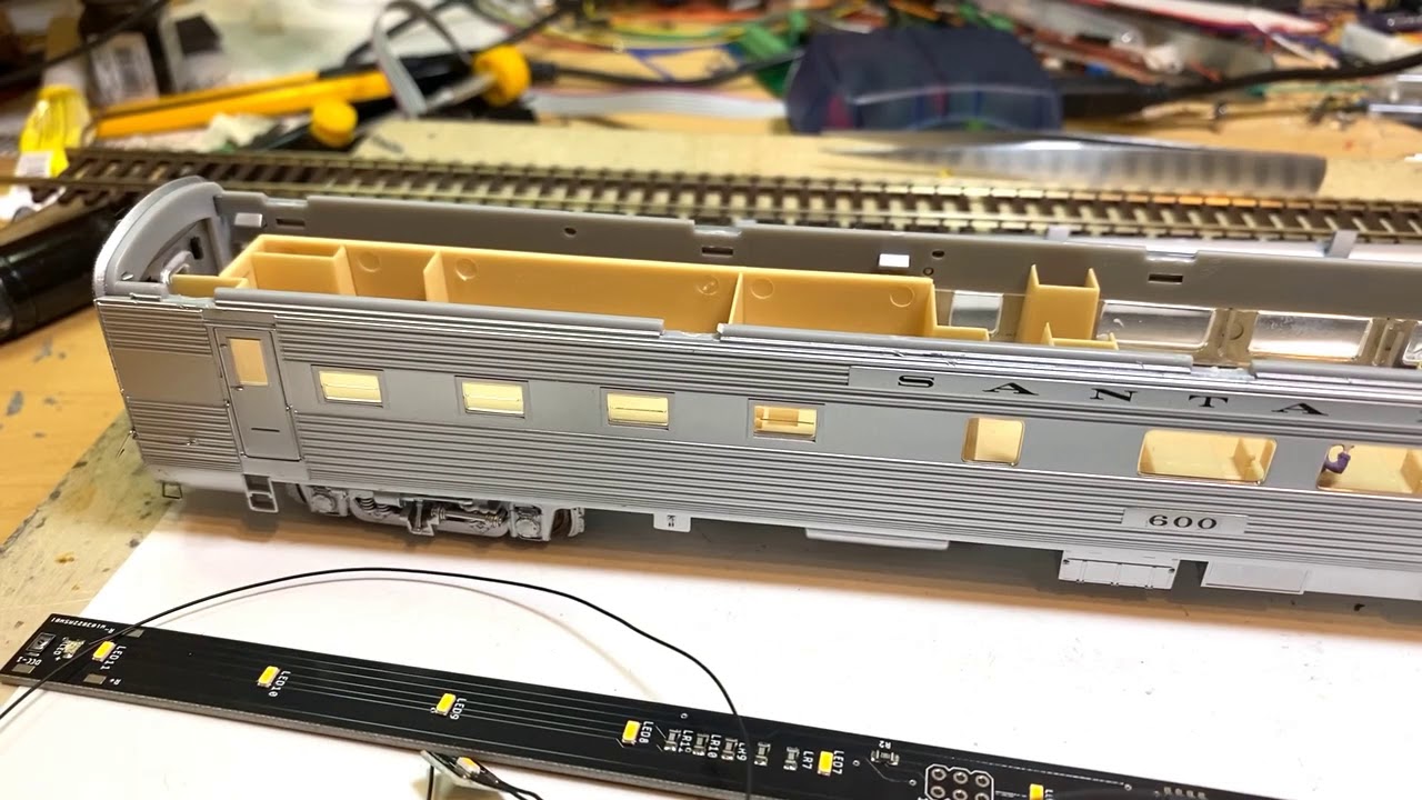HO Scale Sante Fe LED Lighting installation by Model Train Technology
