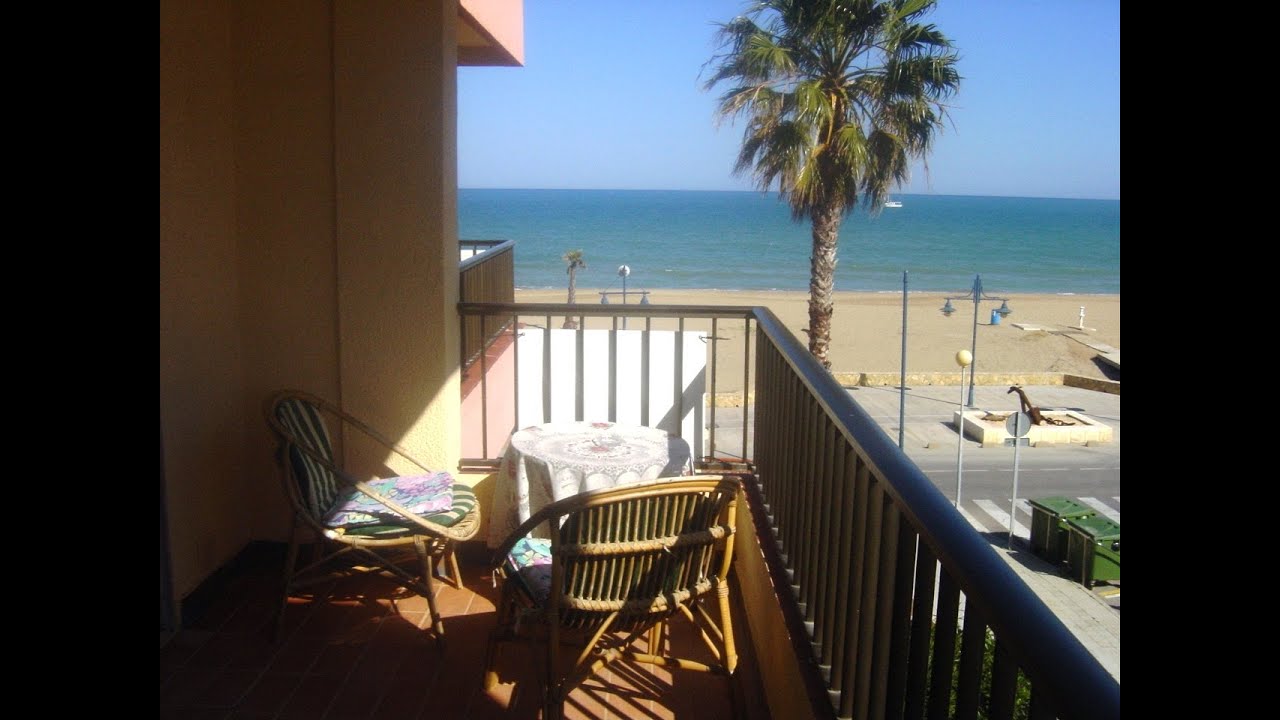 APARTAMENTOS PEÑISCOLA | LAUREL