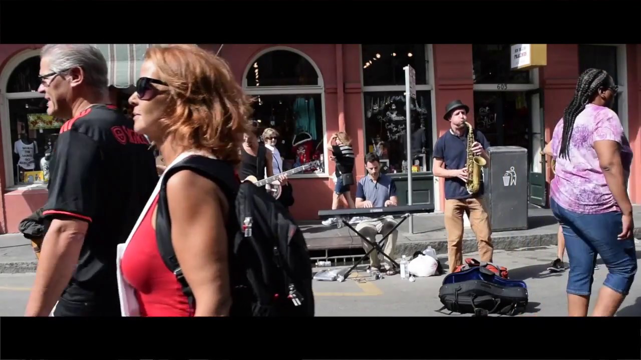 New Orleans Dixieland - Royal Street busking - Swing Ninjas (UK) - Bei Mir Bist Du Shein