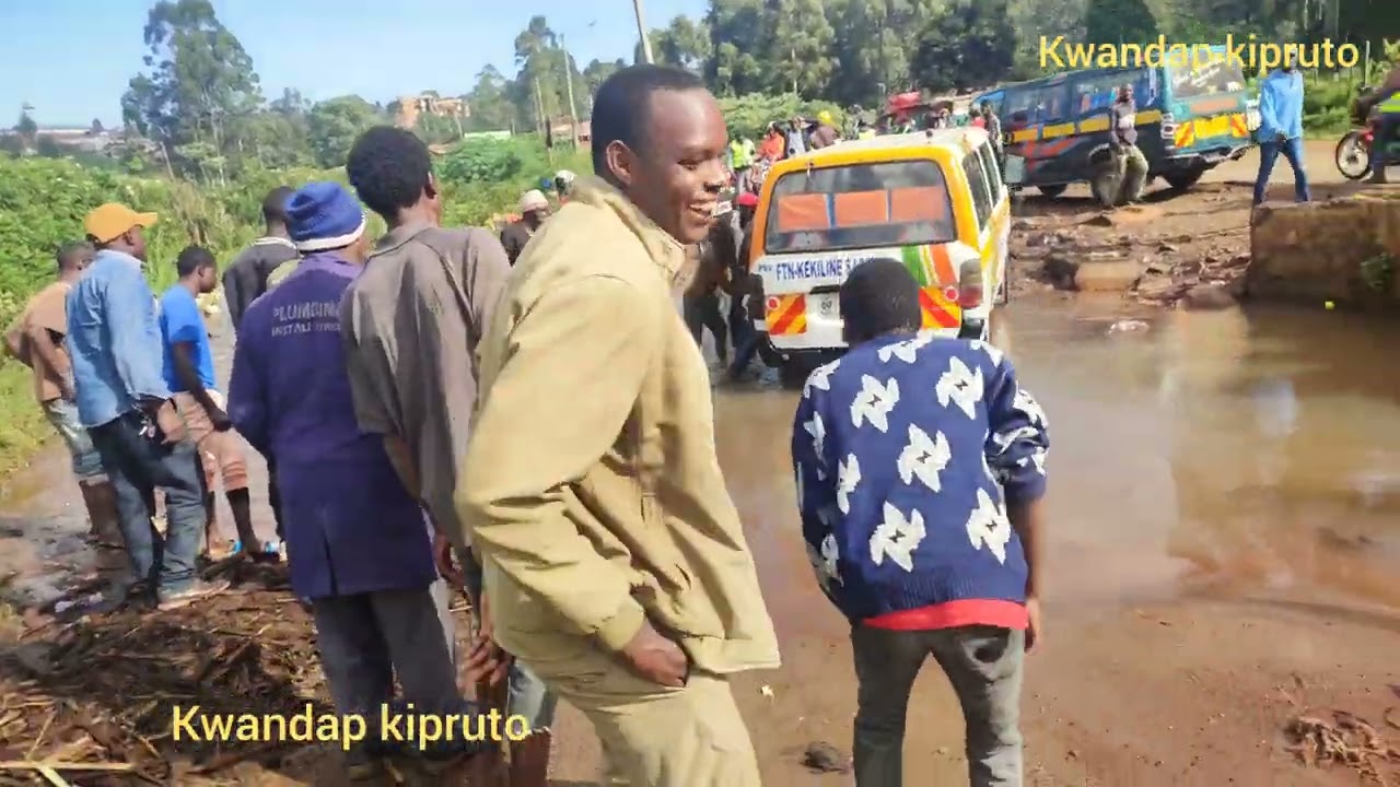 jamaa ameoshwa na workers in carwash  nyagacho  kericho .