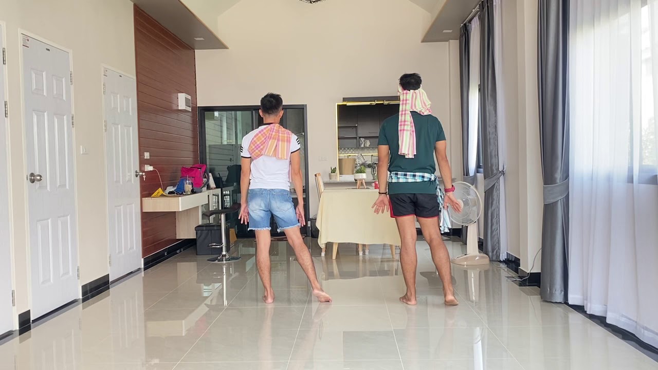 สาละวันรำวง#อังคนางค์ คุณไชย + รุ่งฟ้า กุลาชัย (ขอบคุณท่าสวยๆ ชมรม มักม่วนชวนเต้น ครับ)