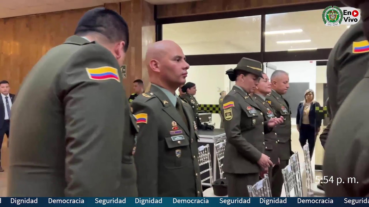 #EnVivo | Ceremonia de reconocimiento a directores y comandantes.