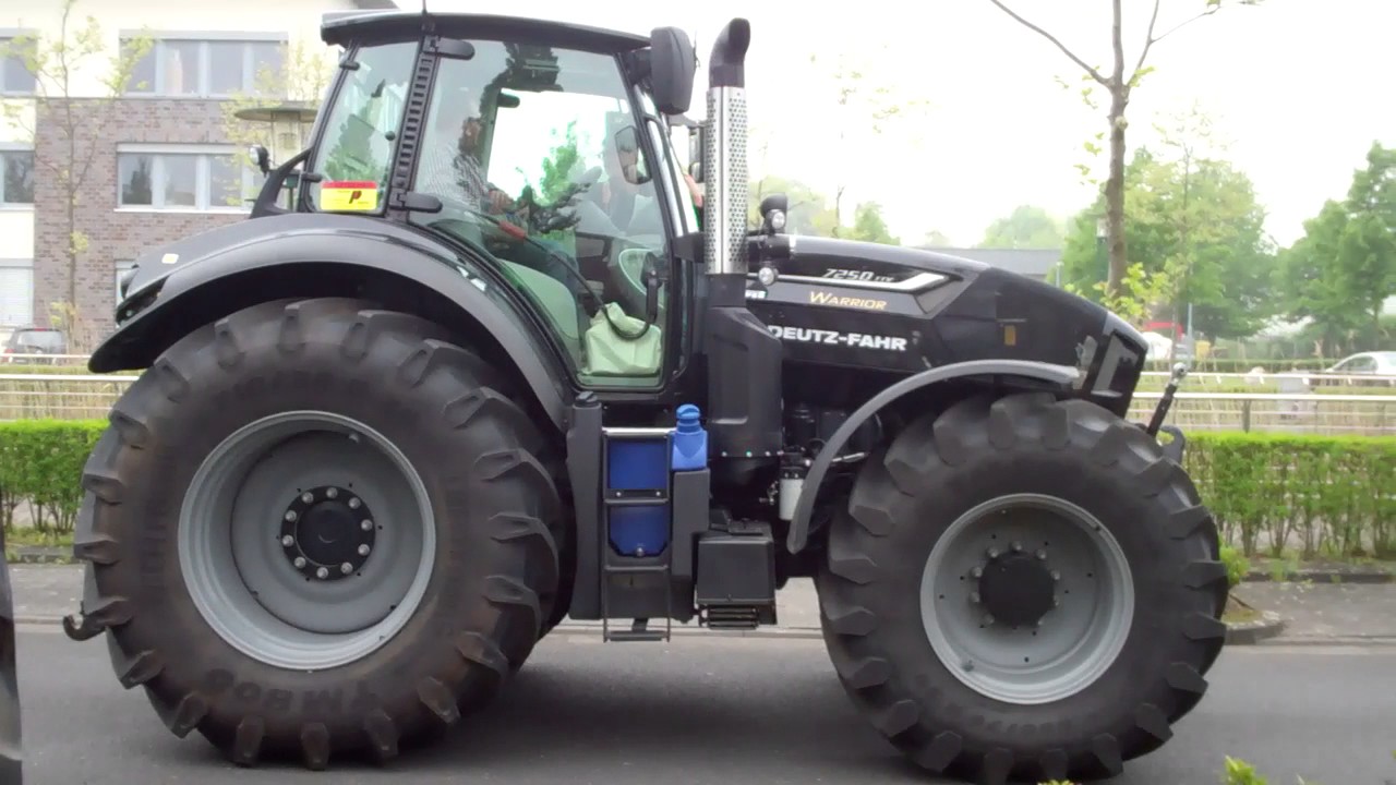 Deutz Fahr Warrior 7250 Schlepperpost Museum Willich 2017 Halle 31