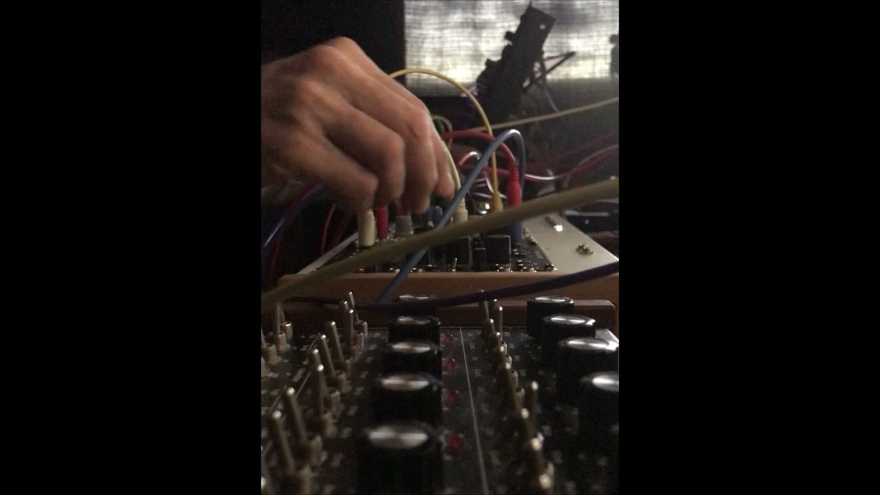TECHNO - LIVE JAM - ABACUS - BRAINS - MODULAR SYSTEM PATCH - DOEPFER - NIFTY CASE - @gar