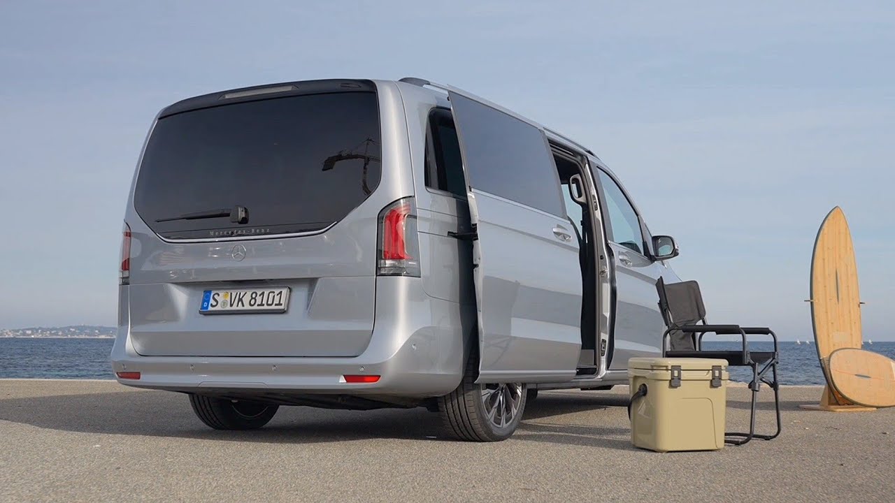 New Mercedes V CLASS Silver Metallic 2024 premium van!