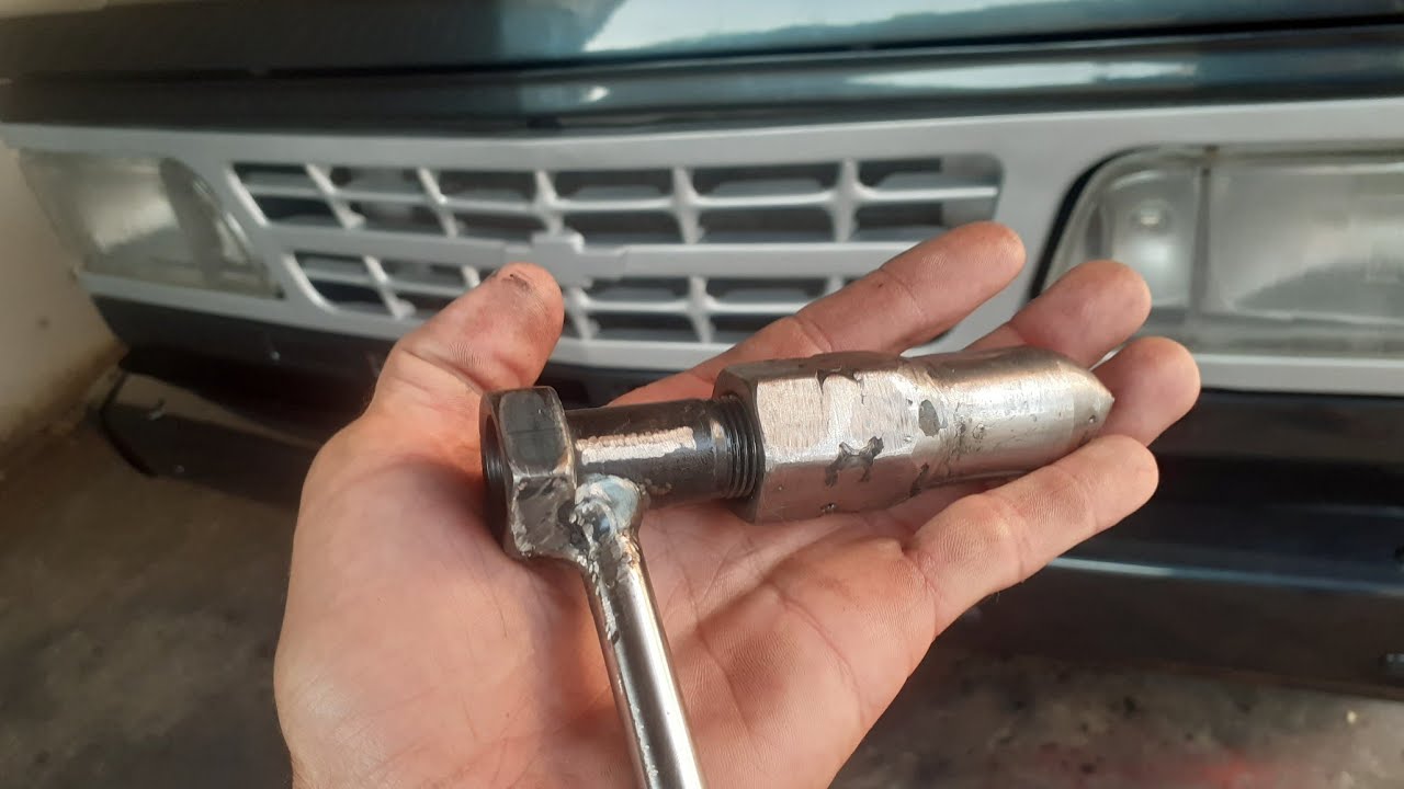 Fazendo saca pivô GM D20 D40 caseiro