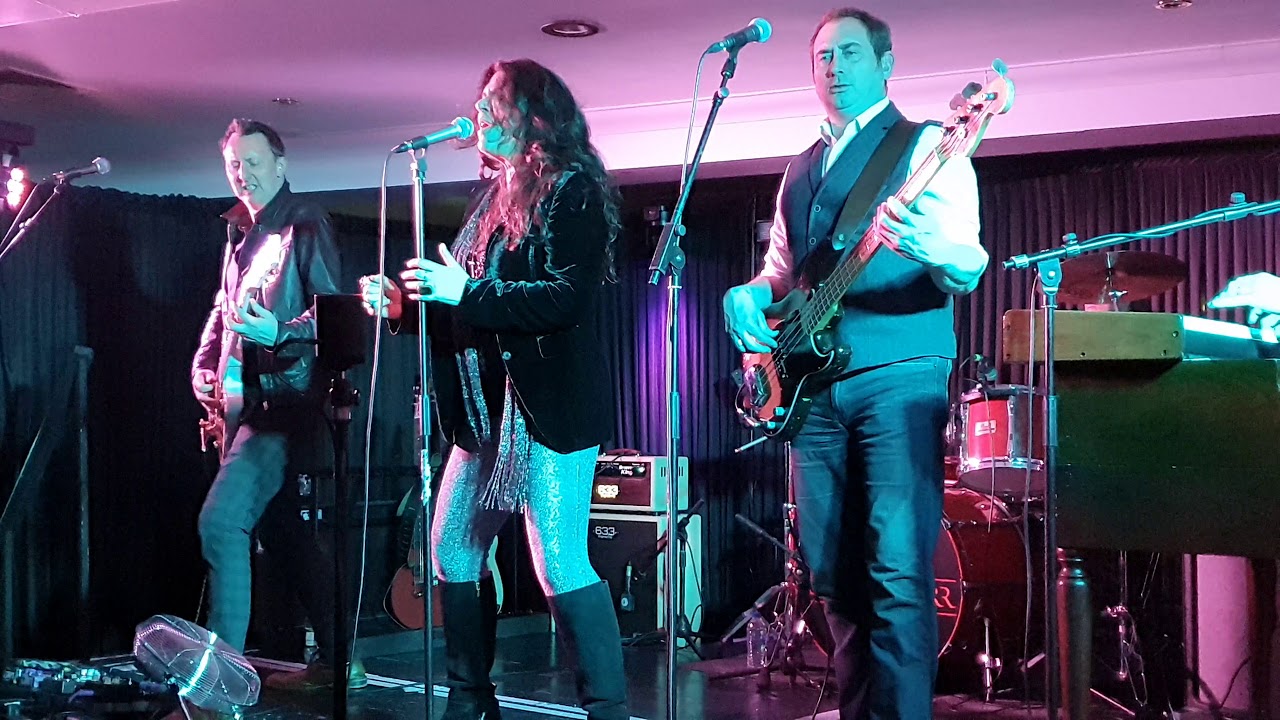 Sari Schorr  - Ready For Love