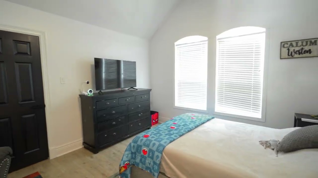 5003 Queensbury Ct, Sugar Land, TX 77479