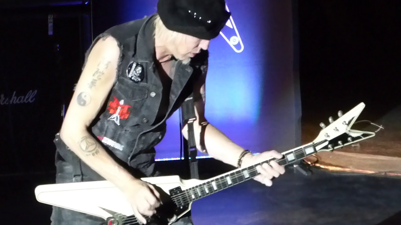 Michael Schenker Fest - Rock Bottom w/Robin McAuley (Live) @ Capitol Offenbach 25.10.17