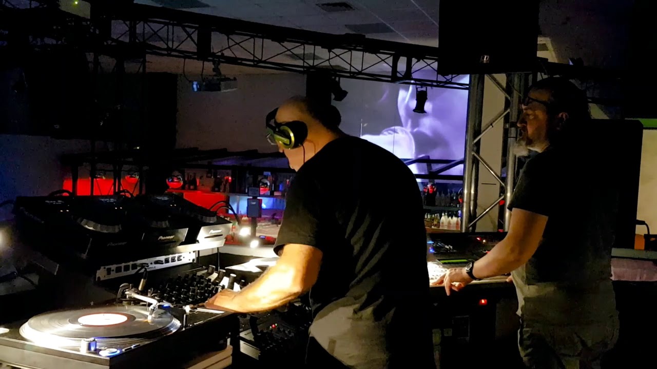 DJ GIOVANNI TURIACO @MYSTERY DISCO -PD-  9FEB2019 2^ PARTE (Video by Cinzia T.)