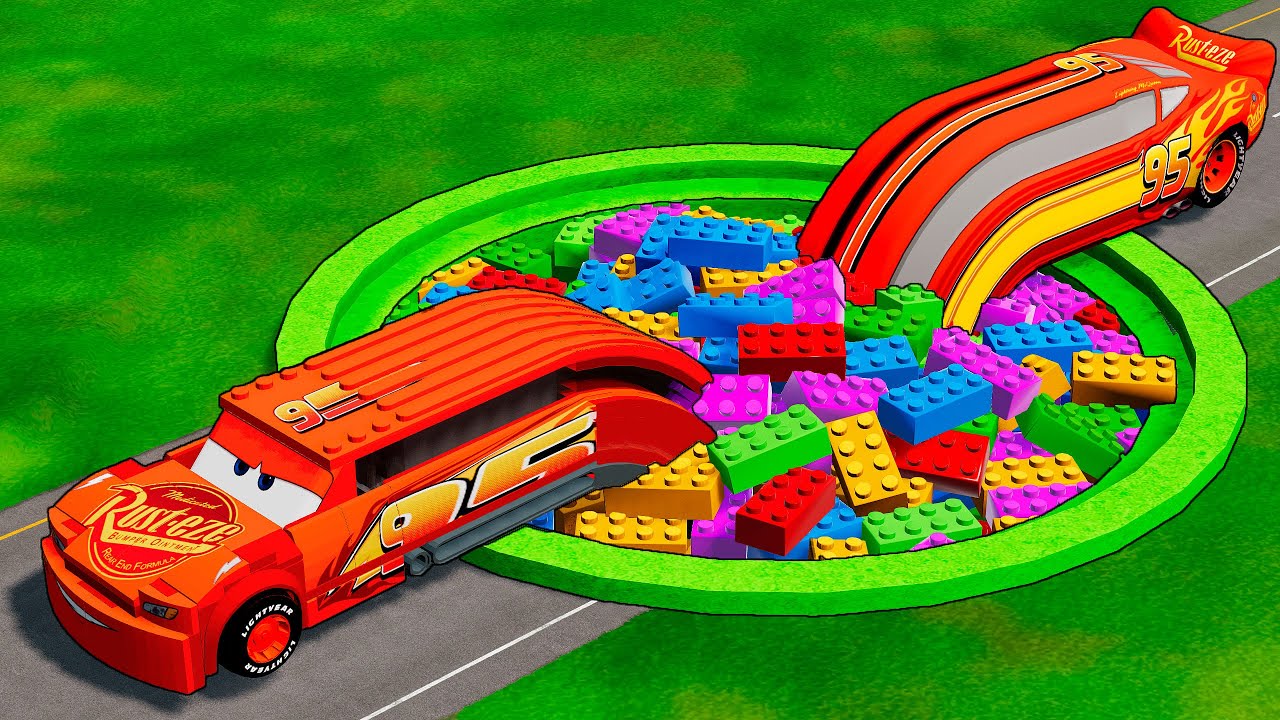 🌈 ТРАНСФОРМИРУЙ LEGO PIT ПРОТИВ Молнии Маккуина и ТАЧЕК PIXAR - BeamNG.drive