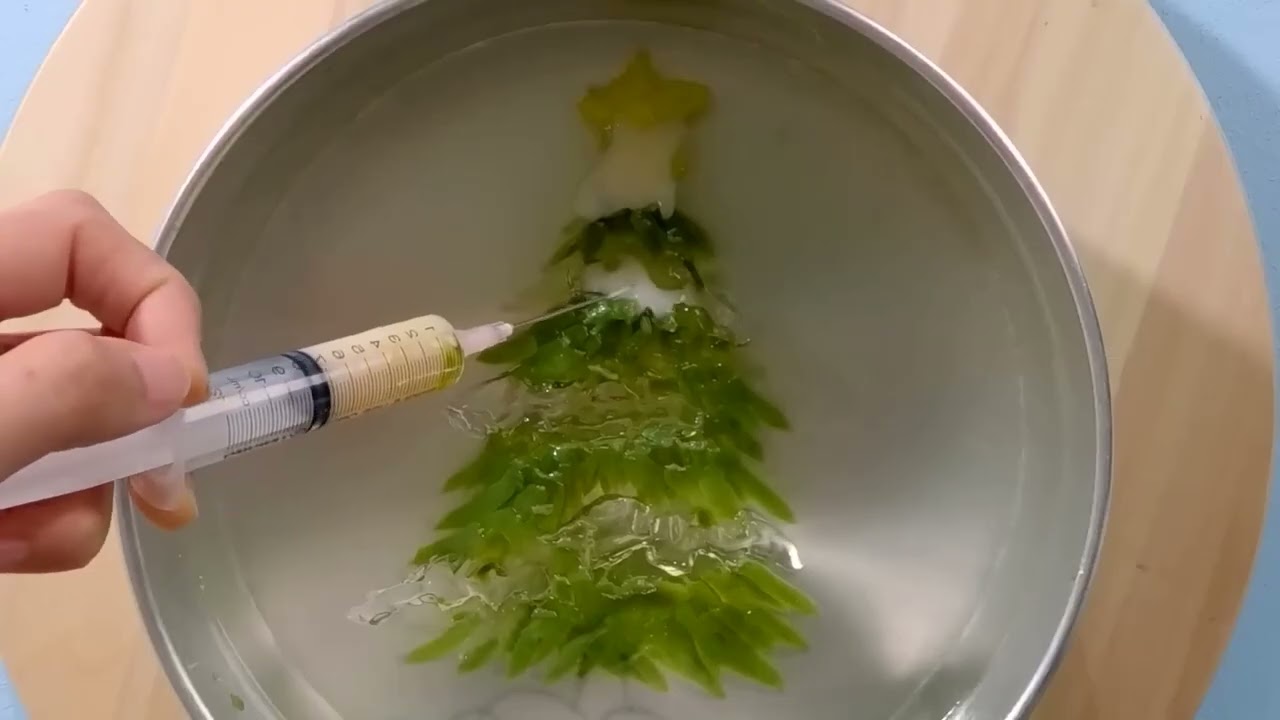 Satisfying 3D Christmas Tree Jelly Cake