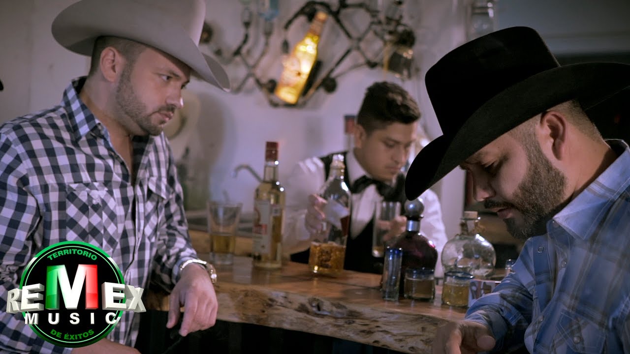 Kikin y Los Astros, Carlo Mora - Maldita traici&oacute;n (Video Oficial)