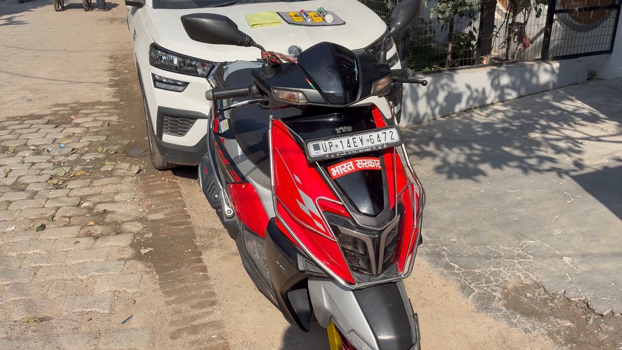 SCOOTER KI डिटेलिंग AT HOME 😍| tvs ntroq 125 #detailing  | #diy | 4 year old scooter 🛵 
