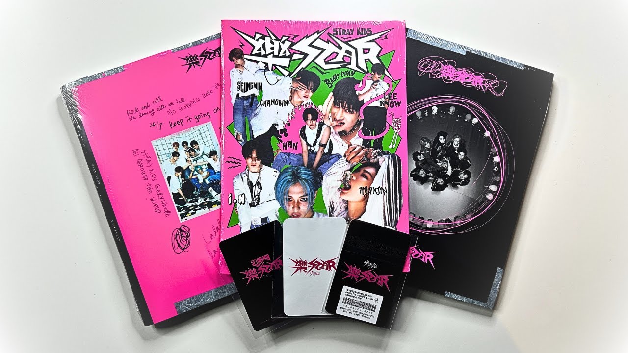 Stray Kids (스트레이 키즈) Rock-Star (樂-STAR) Headliner, Rock & Roll Versions with POBs Unboxing