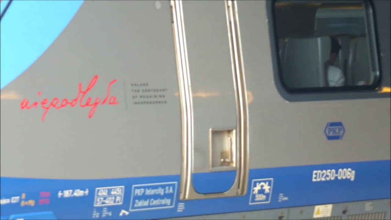 Pendolino ED250-006 opuszcza Krak&oacute;w Gł&oacute;wny jako pociąg ekspresowy InterCity Premium nr EIP3802