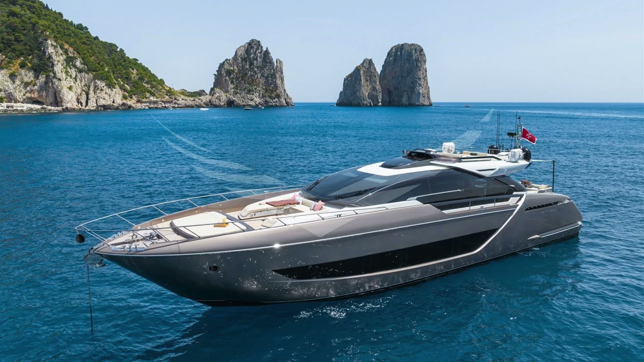 Riva 88 Folgore (2021)