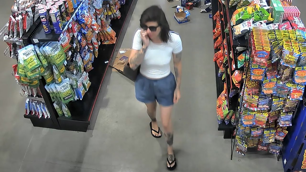 The Purse Packing Parent (@favtrip)