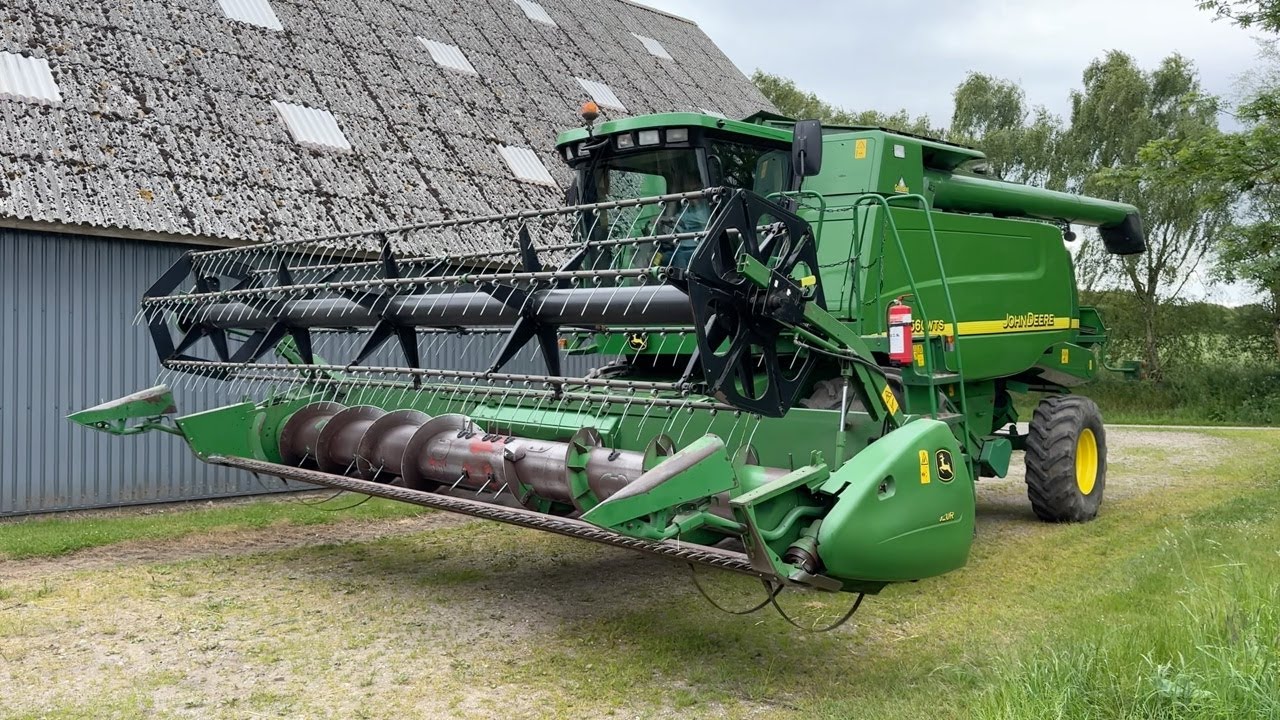 Køb Mejetærsker John Deere 9560WTS på Klaravik