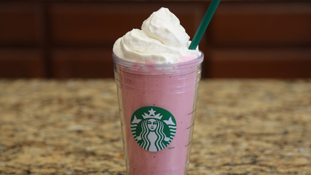 STARBUCKS STRAWBERRIES & CREME FRAPPUCCINO COPYCAT!