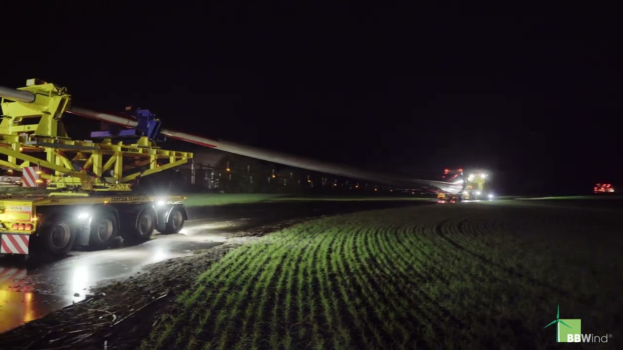 Bürgerwind in Beelen-Woeste: Nächtliche Anlieferung der Rotorblätter