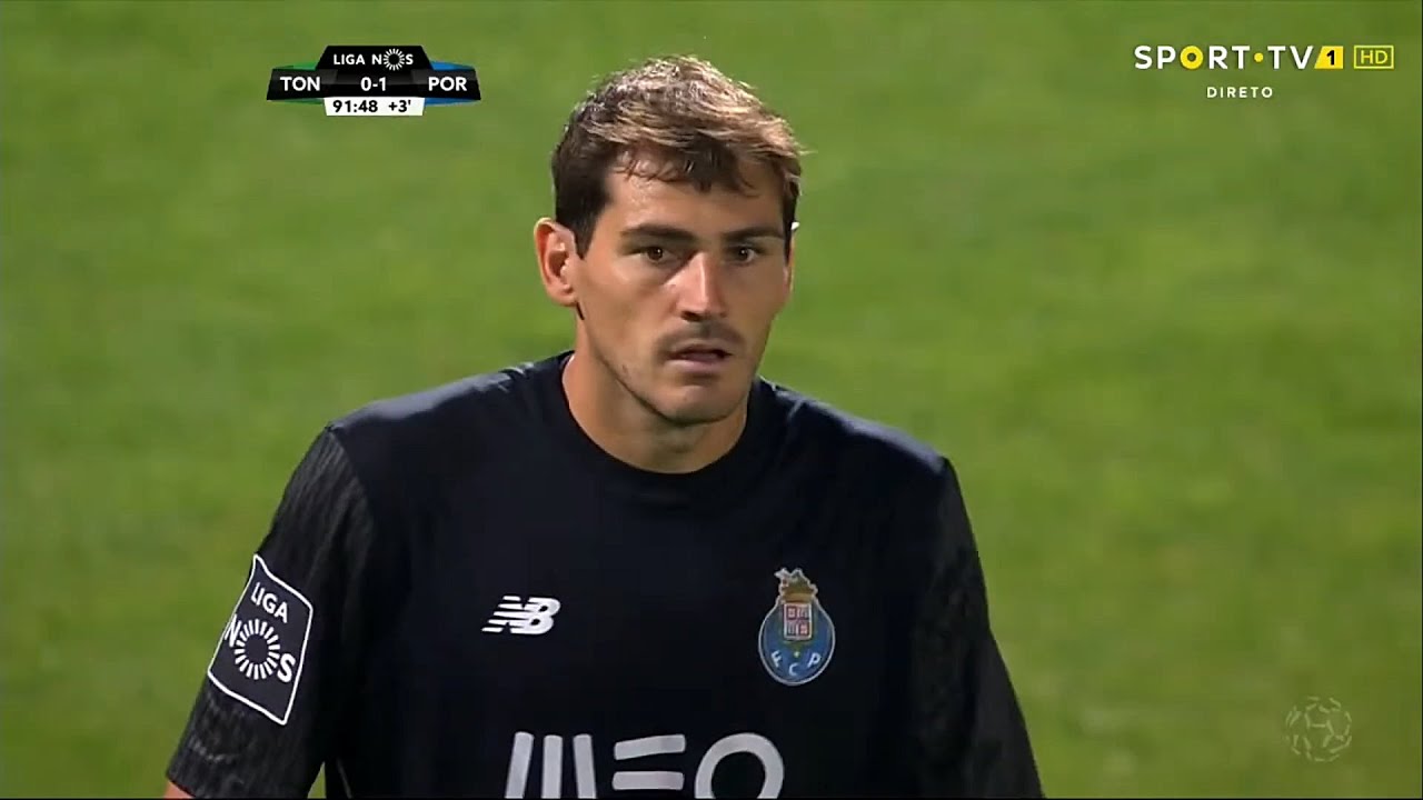 Iker Casillas Vs Tondela (Away) 2017/18