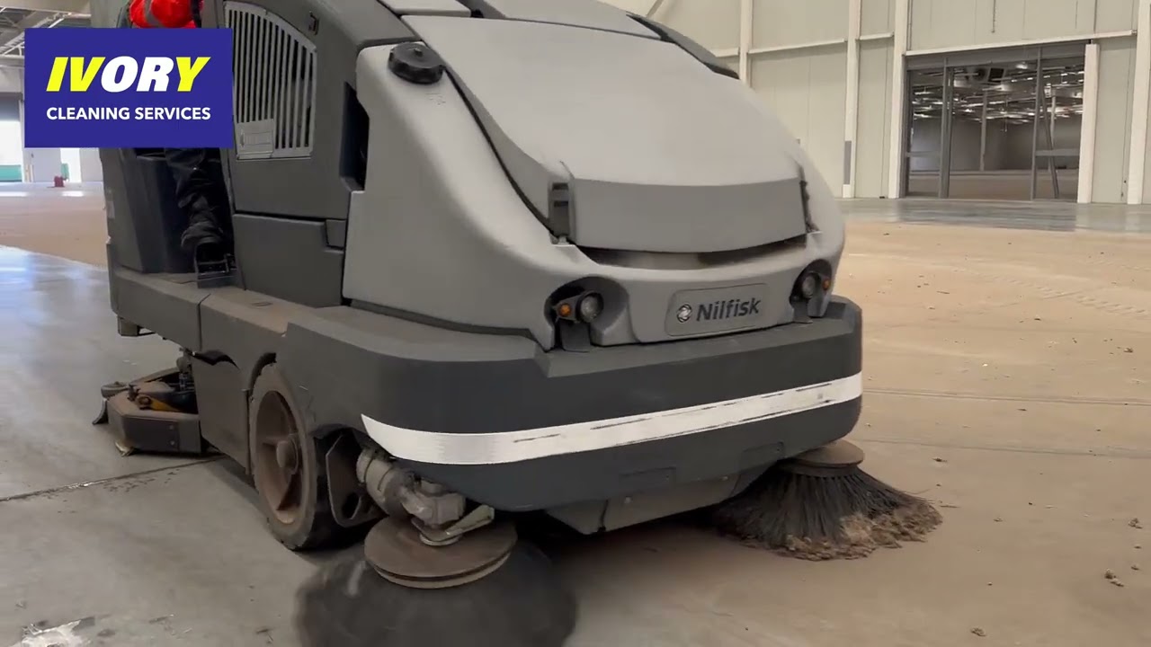 Floor Sweeping & Scrubbing/ / Industrial Floor Cleaning/ Nilfisk CS7000 Combine Sweeper Scrubber