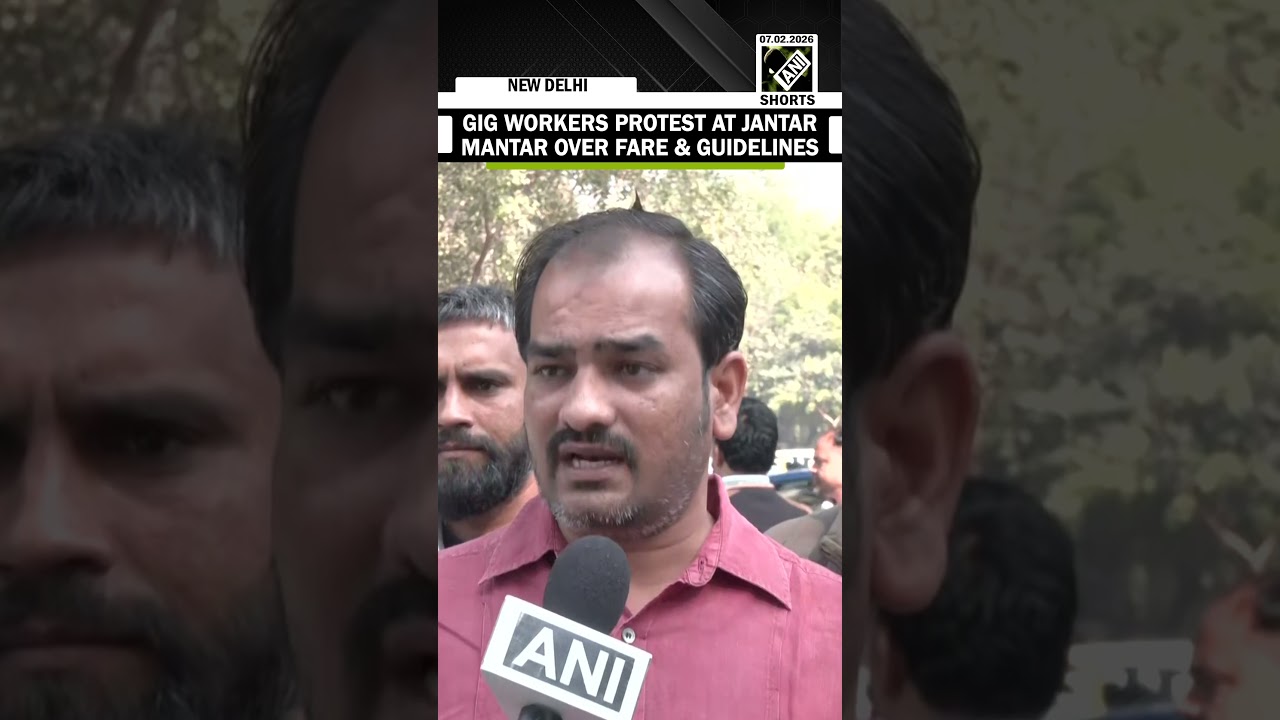 App-based transport workers protest at Jantar Mantar as gig unions demand fair fares & policy change
