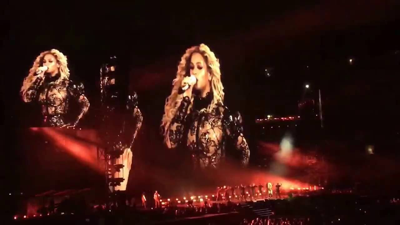 Beyoncé performs Run The World (Girls) at Nissan Stadium in Nashville, TN 10/2/2016