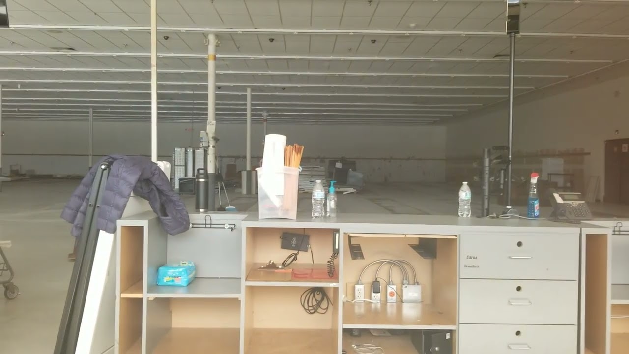 Abandoned big lots in Salem Virginia 