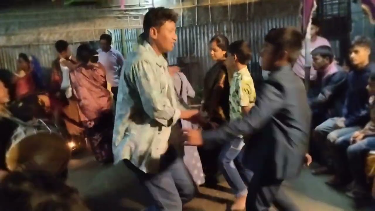 বিয়ে বাড়ির বাজনা সহ নাচ,,, কেমন হয়েছে অবশ্যই কমেন্ট করে জানাবেন 🙏🙏🙏