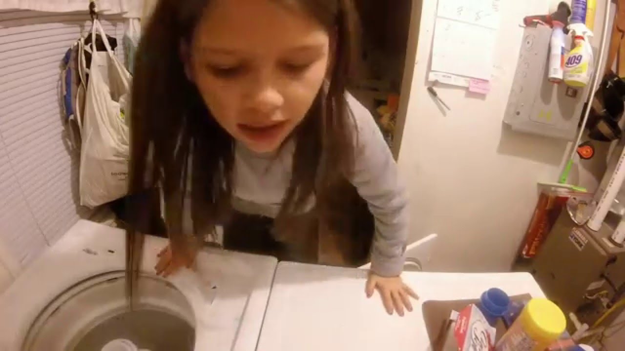 DOING LAUNDRY FOR THE FIRST TIME!!