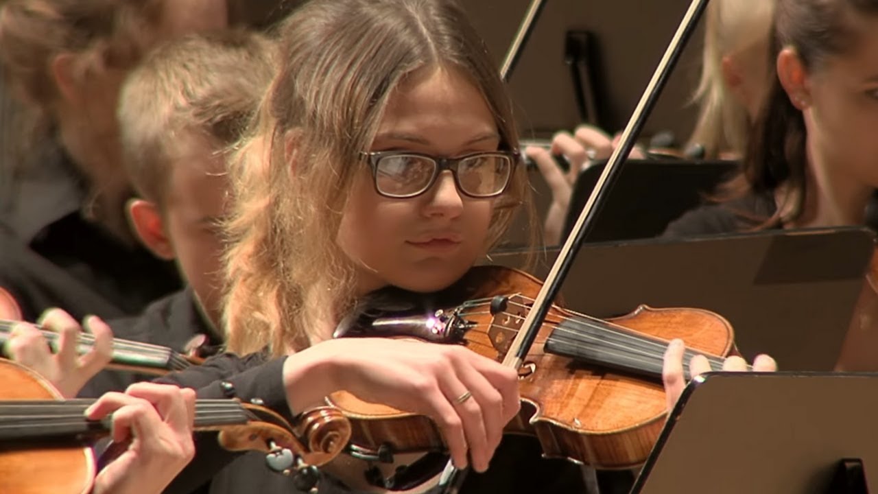 Antonin Dvorak - American suite Op.98a conducted by Sylwia Janiak-Kobylińska