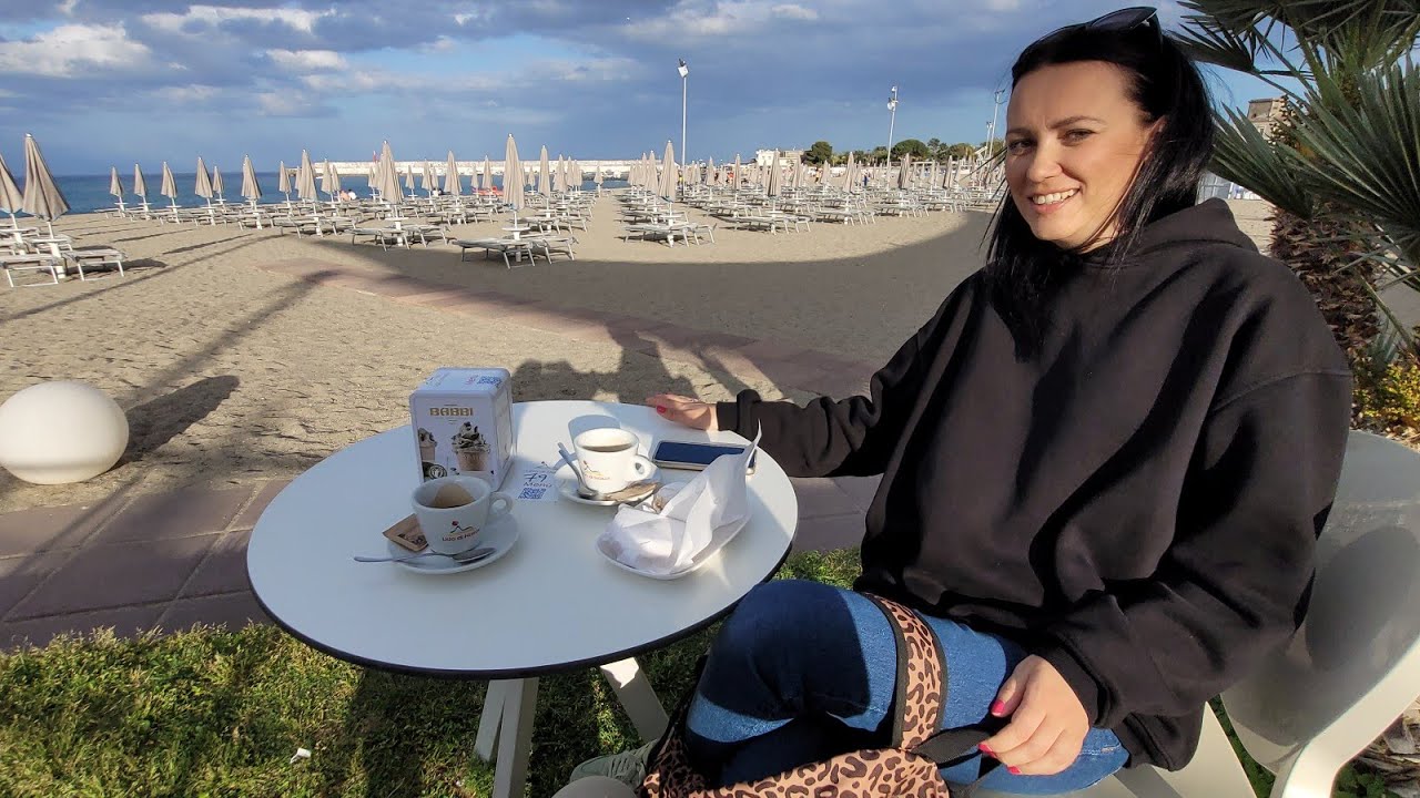 Ciostko z dziurkum + espresso dopio - Giardini Naxos Taormina Sycylia