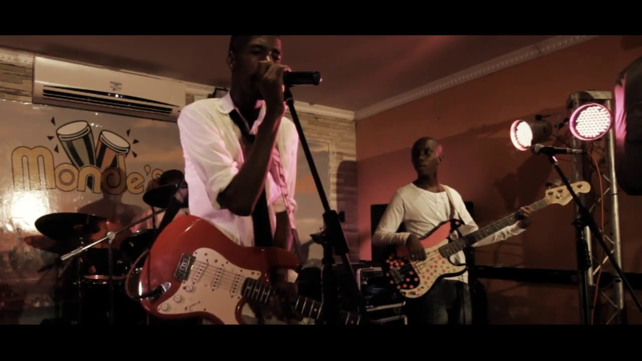 SHOELACE - MISS JONES (2012) Directed by Geoff Hookins