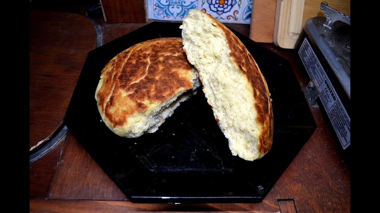 Ψωμὶ στὸ τηγάνι / Bread in the pan (φαγάκι στό βανάκι)