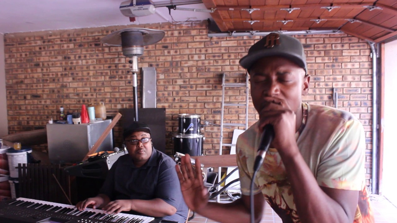 Malik & Lolo Vandal - Mthulise (Live session)
