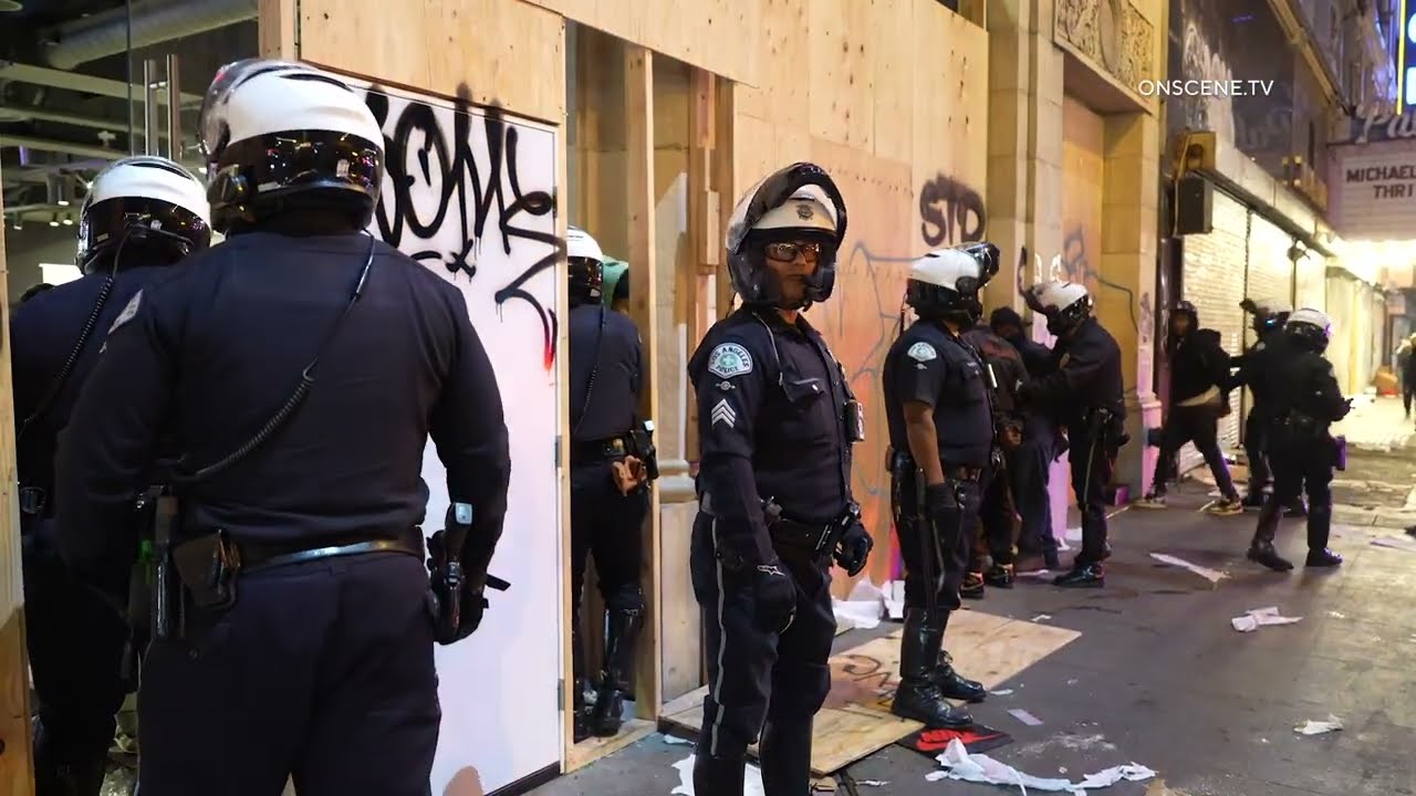 Dodger Fans Loot Shoe Store In Downtown Los Angeles