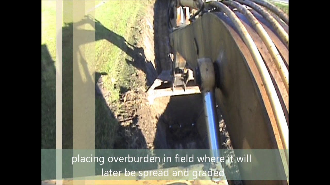 Caterpillar 225 Excavator V-Ditching