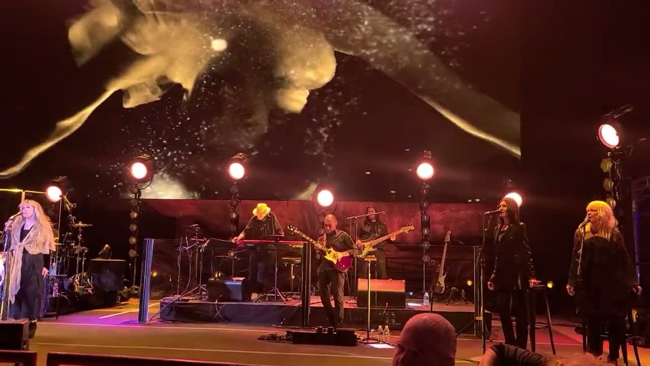 Stevie Nicks - Gold Dust Woman - Red Rocks 5-11-2022