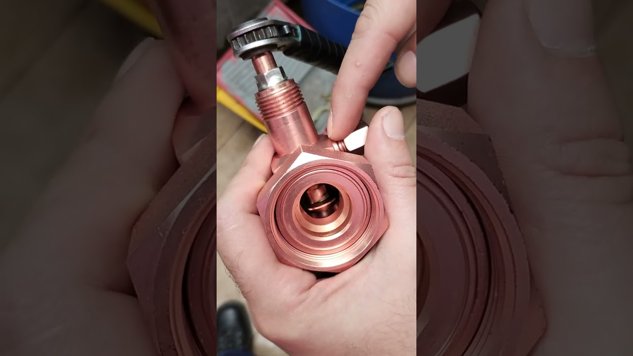 Como funciona un Robinete Rotalock?