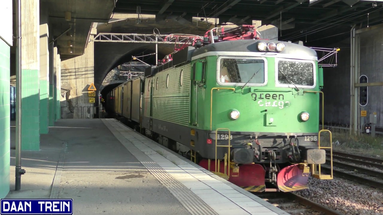 Tåg i Solna / Treinen in Solna (SE) - 12/07/2018