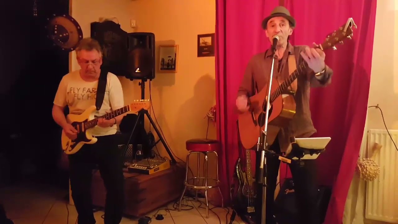GRAIN DE POUSSIERE (cover Pierre Chérèze et François Meynet)