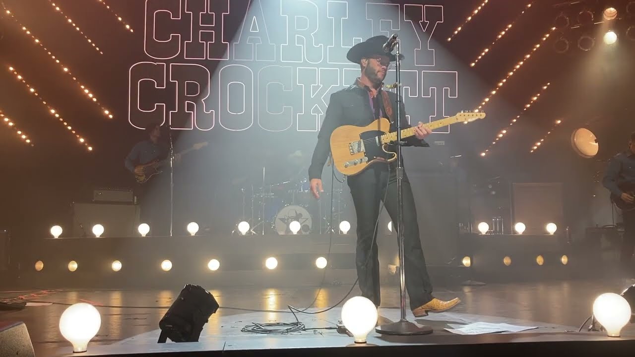 Charley Crockett Chicago Salt Shed 10 09 2025