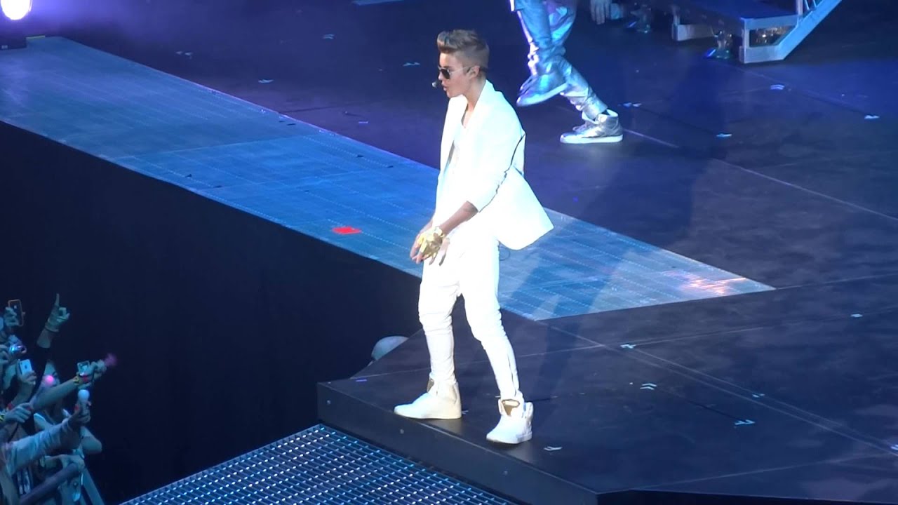 Justin Bieber - Take You MEN Arena 22/03/13