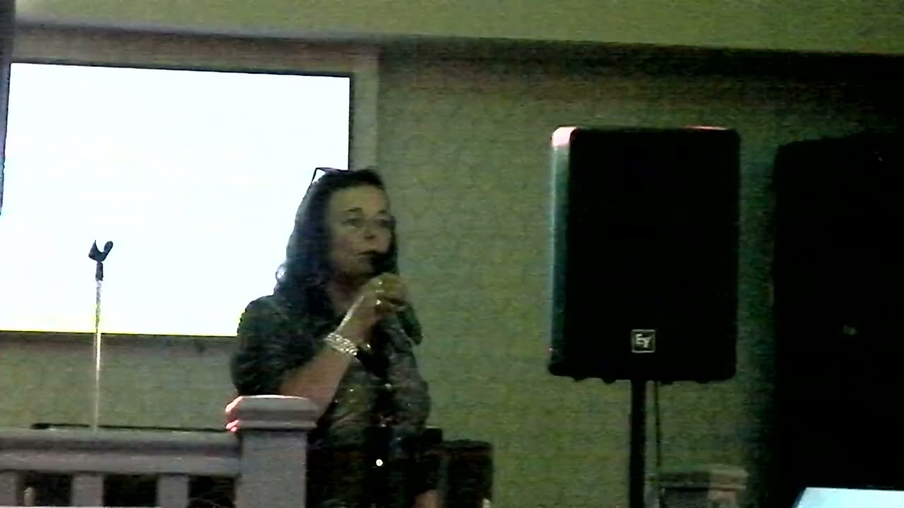 Helen sings The Rose