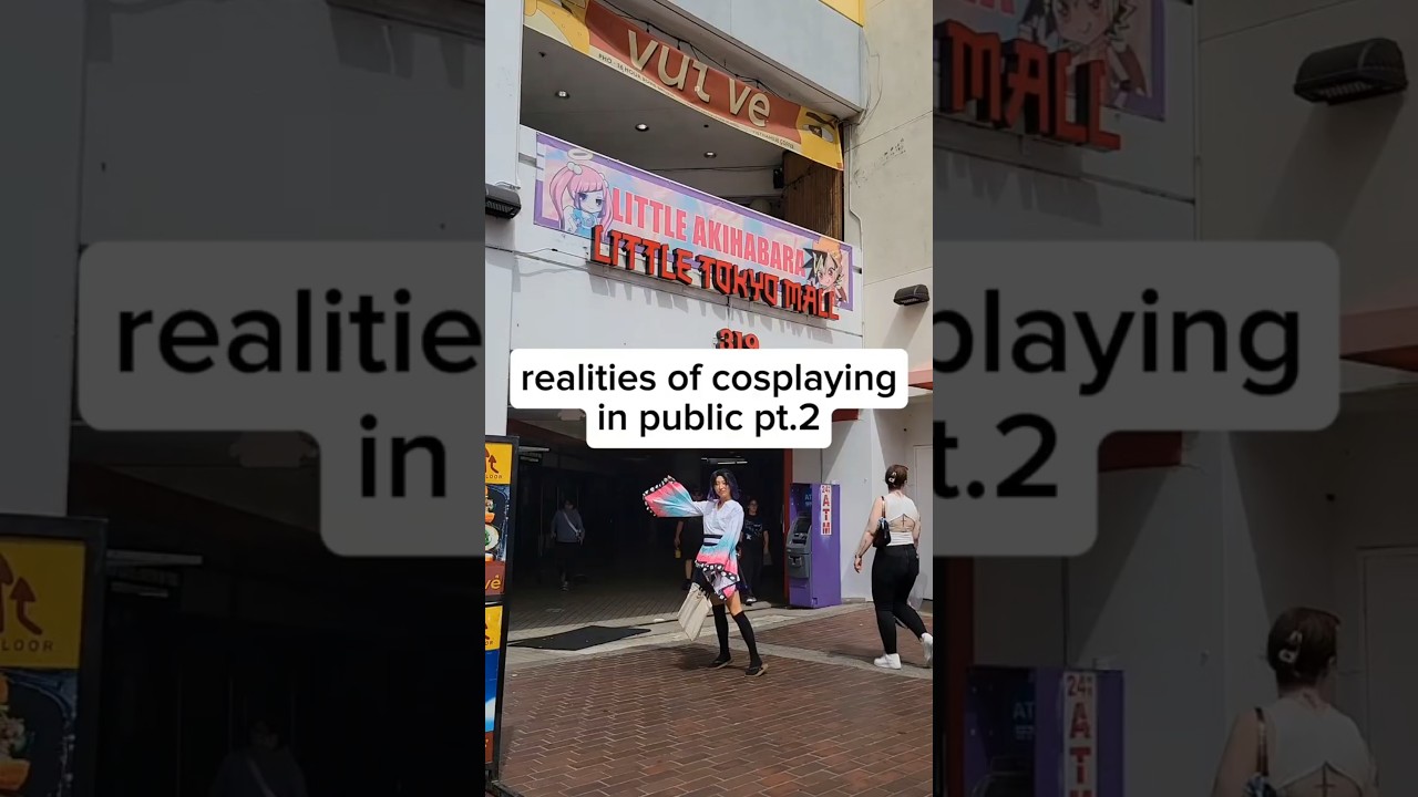 the realities of cosplaying in public #cosplay #demonslayer #anime #bloopers #tanjiro #shinobu
